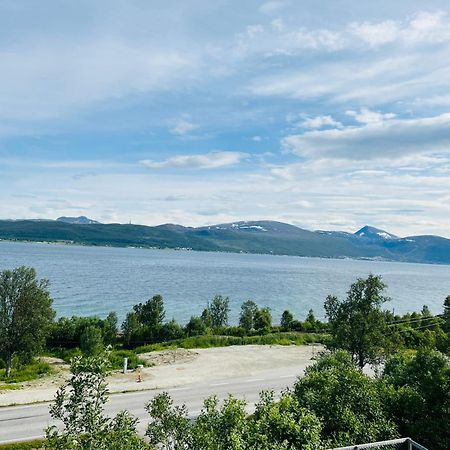 Apartment In Tromso With Sea And Mountain View Esterno foto
